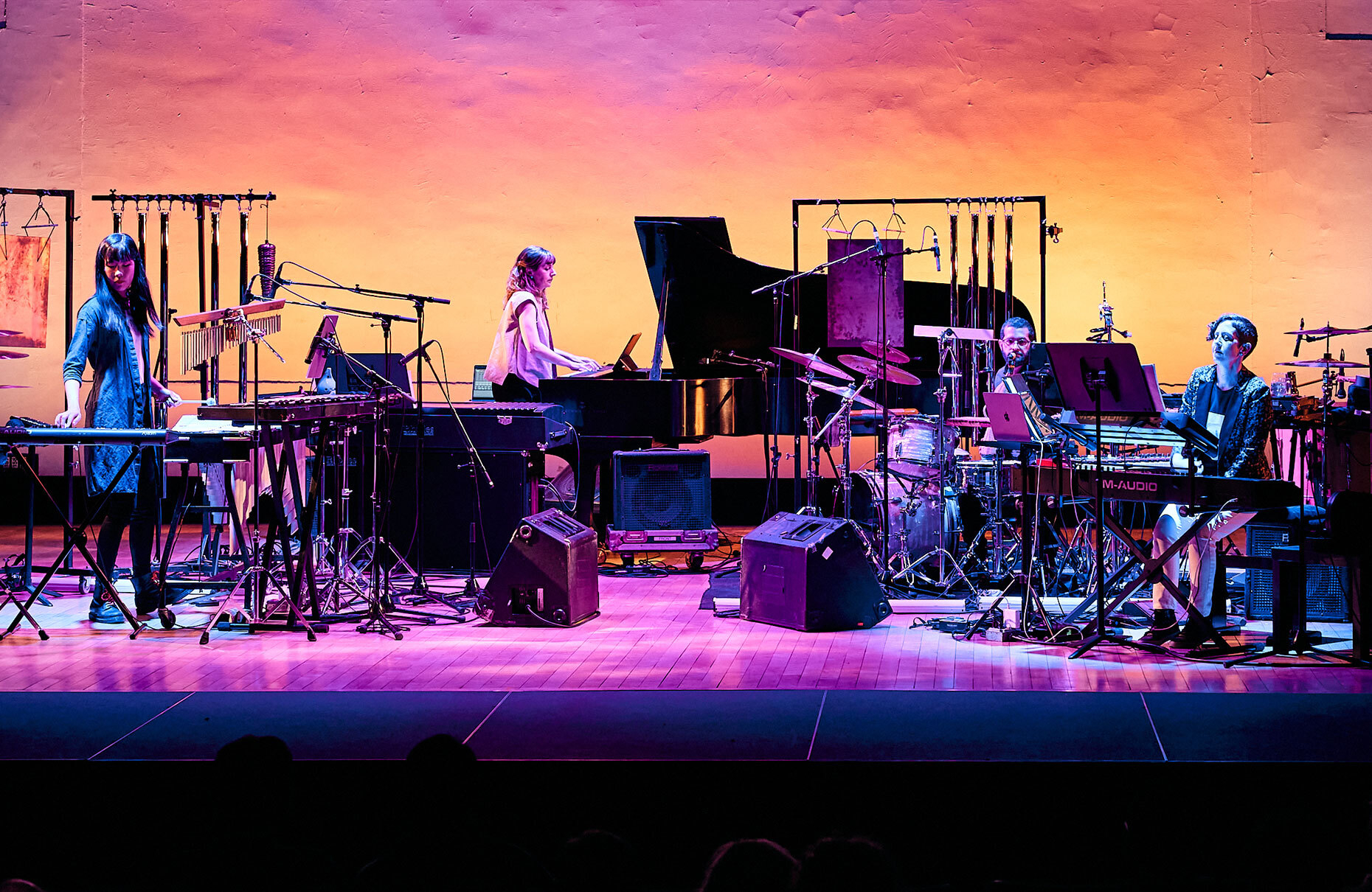 Yarn Wire by Rob Davidson 1860x1210