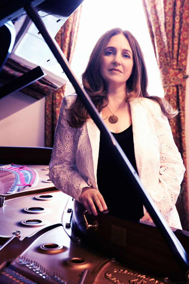 Simone Dinnerstein by Lisa Marie Mazzucco 960x1446